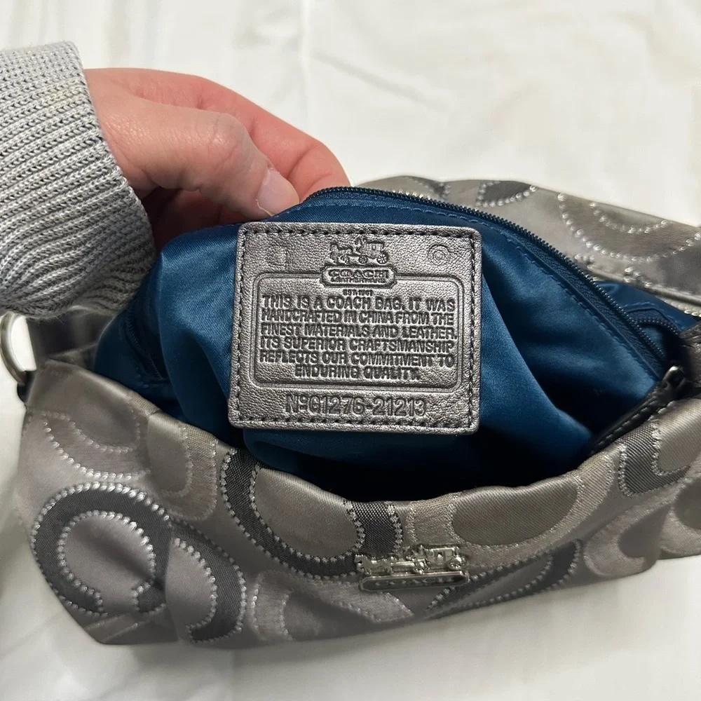 Coach Isabell Bag - Picture 4 of 4